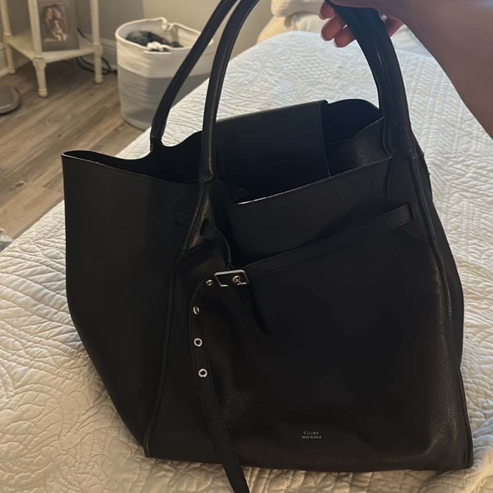 Large leather black Celine bag